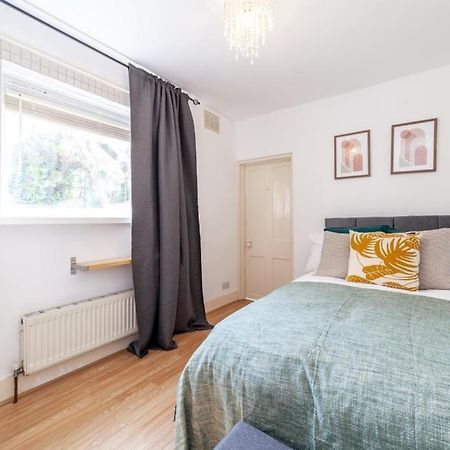 One Bedroom Flat In The Heart Of Brixton London Eksteriør bilde