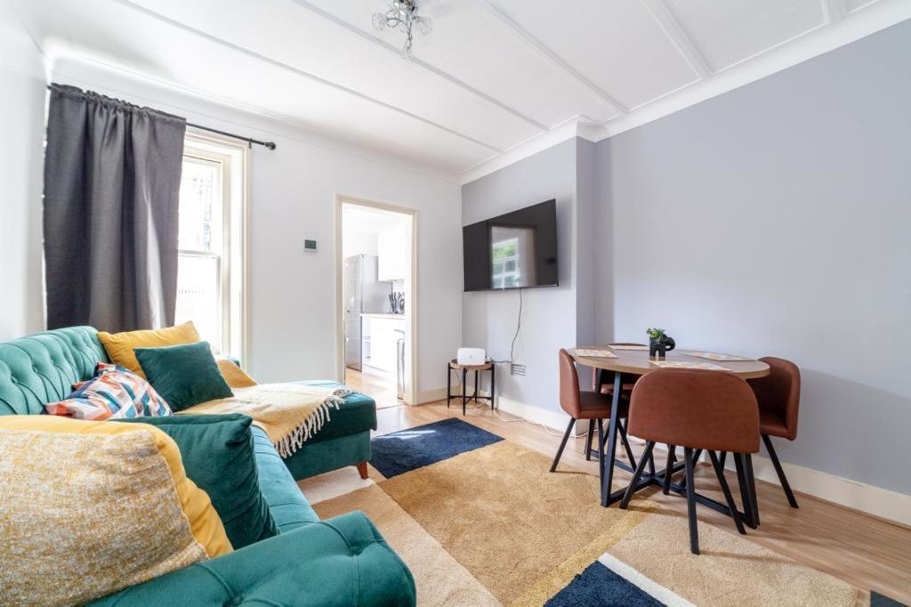 One Bedroom Flat In The Heart Of Brixton London Eksteriør bilde